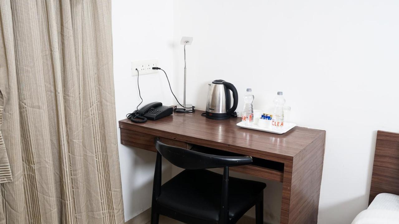 The Altruist Business Stays, Navi Mumbai-2 Buitenkant foto